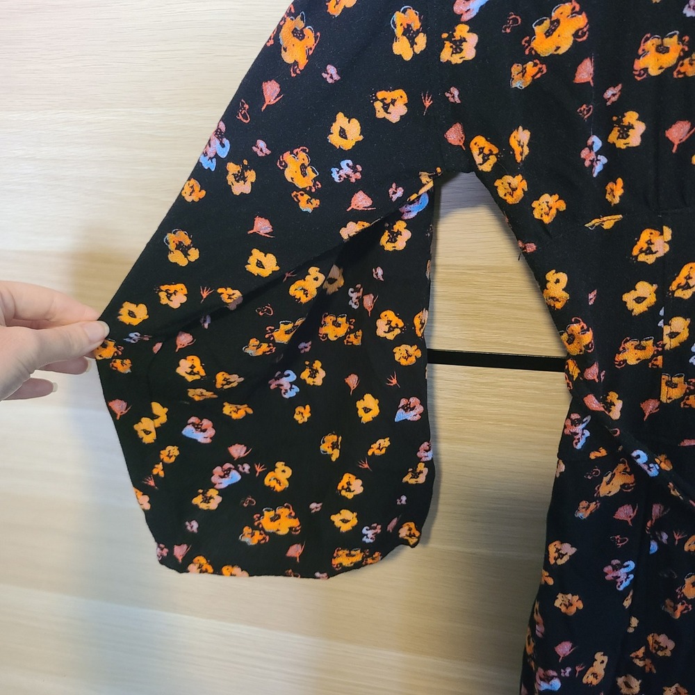 Free People Romper Womens 12 Black Floral Button Front Long Sleeve V-Neck - Picture 8 of 16